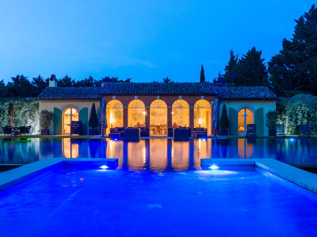 Location Château de Tourreau avec piscine à Saint-Rémy-de-Provence| Mas Amor