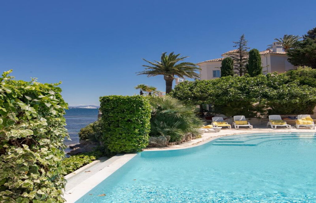 Location Villa de luxe de la Plage avec piscine à Saint-Tropez | Mas Amor